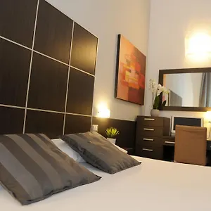 Place 2*, Roma Itália