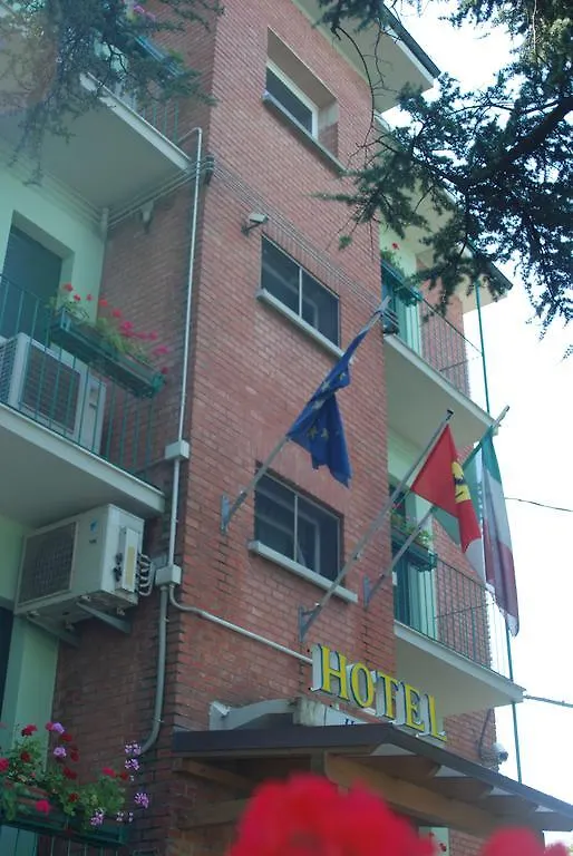 **  Hotel Tuscolano Μπολόνια Ιταλία
