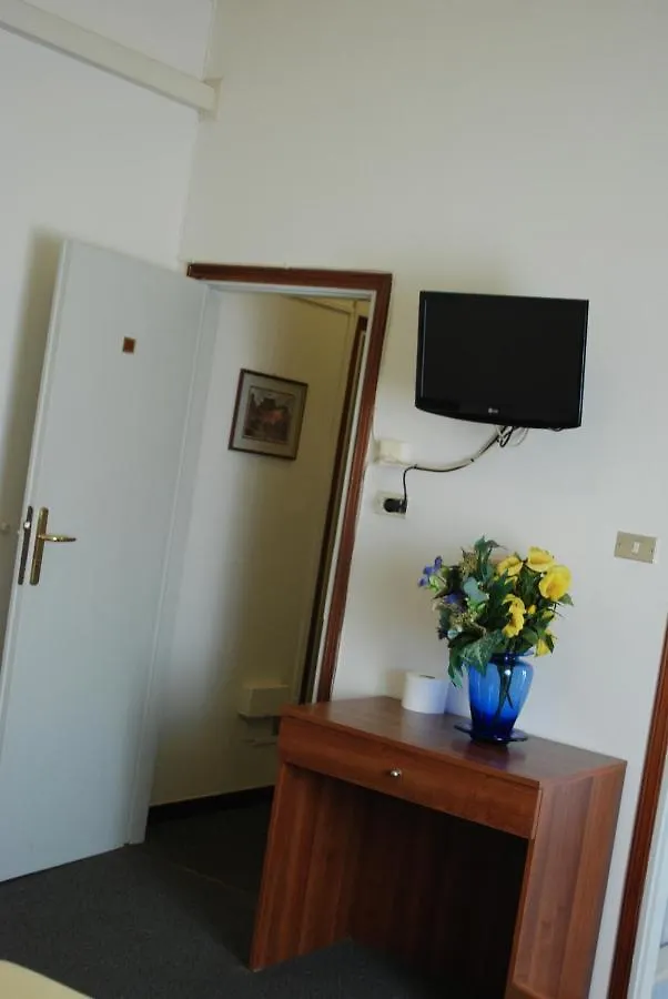Hotel Tuscolano Μπολόνια 2*,  Ιταλία